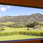 Almblick Mit Sauna Apartamento *