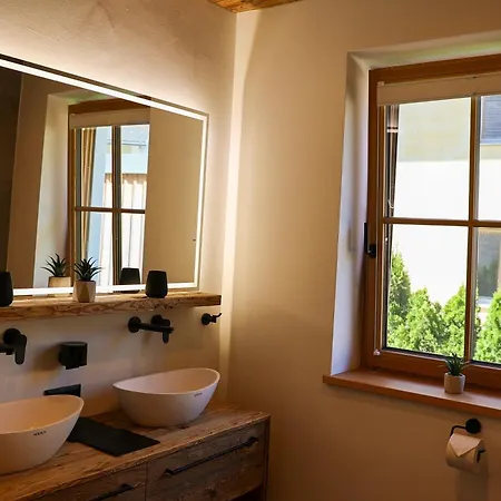 Almblick Mit Sauna